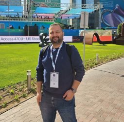 عبدالله بطاح ، أفضل مدرب ومستشار في التسويق الرقمي في الأردن والامارات دبي